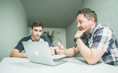 Jeune professionnel : trouver un mentor dans la gestion de fortune