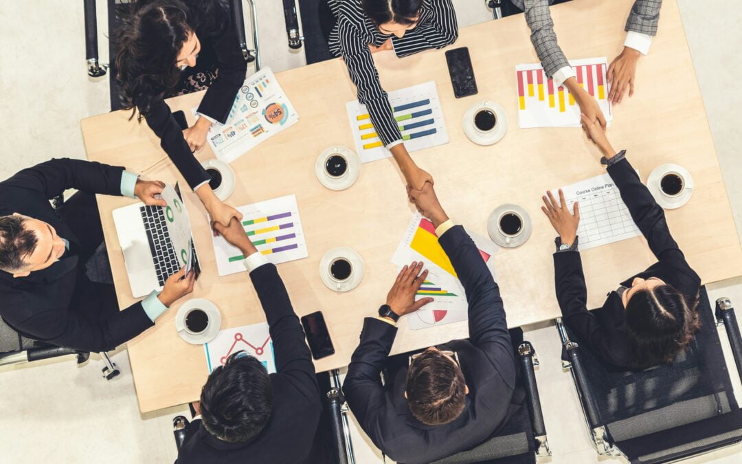 Collaboration pour la croissance : Comment travailler en communauté peut aider les courtiers à réussir ?