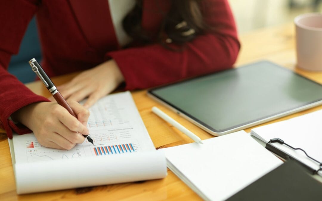 Courtier et spécialisation sectorielle : un levier de croissance en BtoB